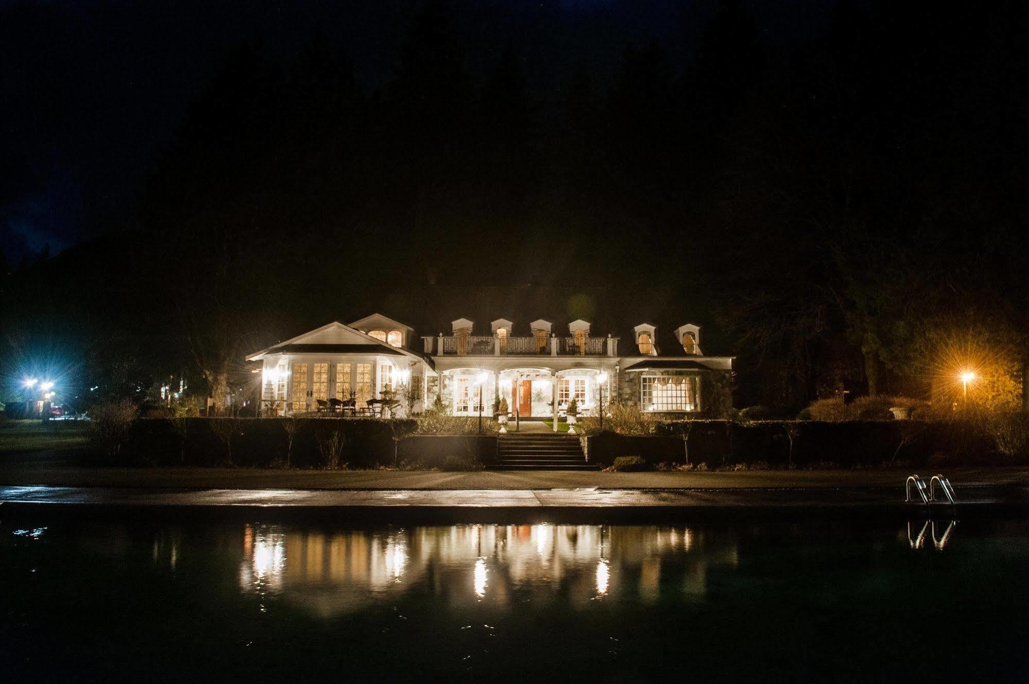 Rowena'S Inn On The River Harrison Mills Kültér fotó